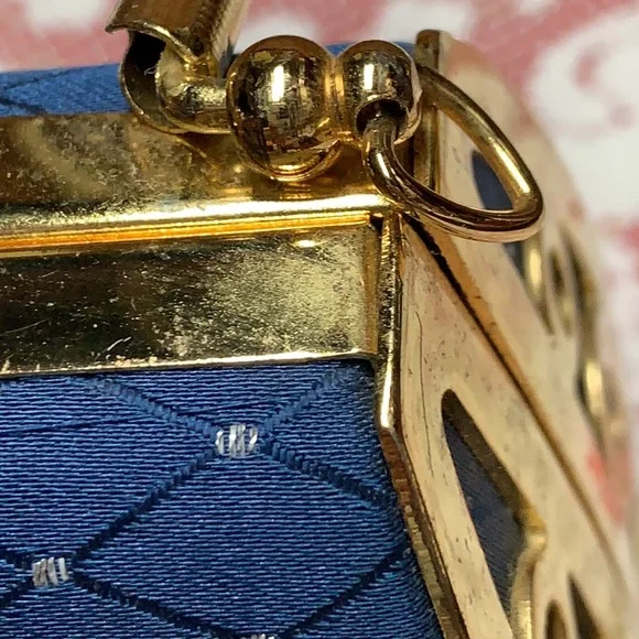Cute brass and rhinestone purse - Picture 7 of 17